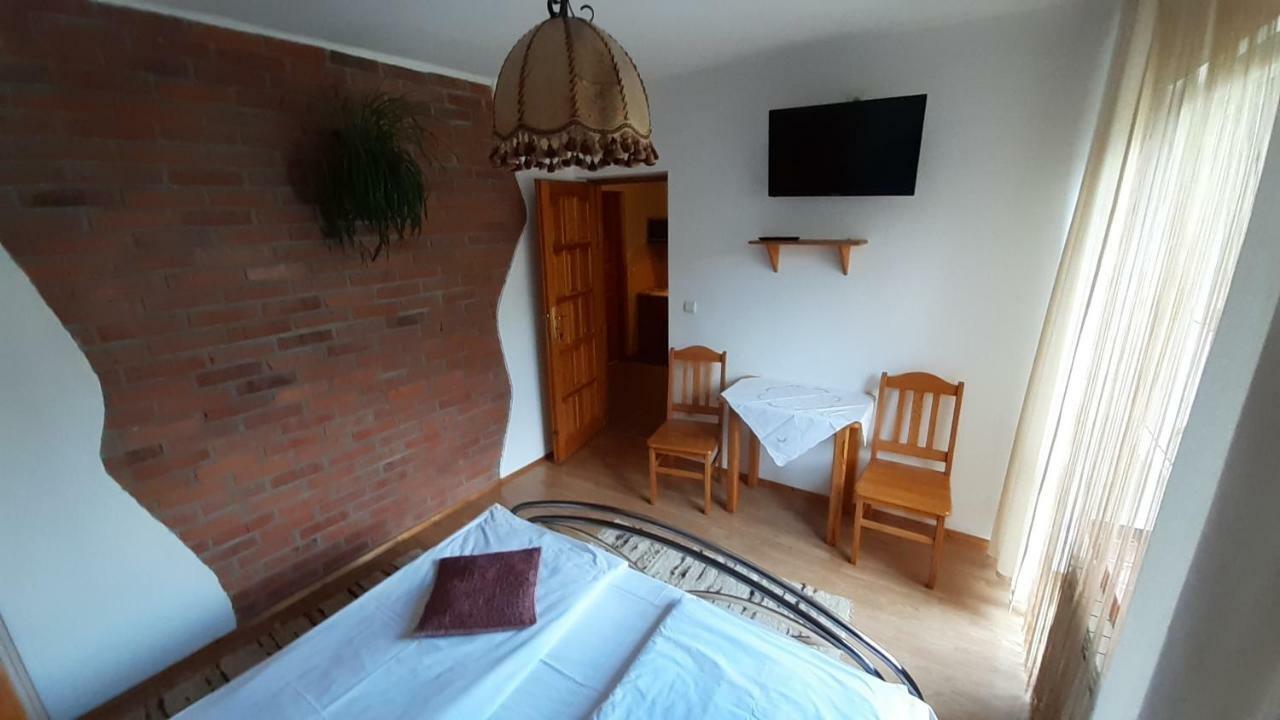 Appartement Pokoje Do Wynajecia U Lusi à Krościenko Extérieur photo