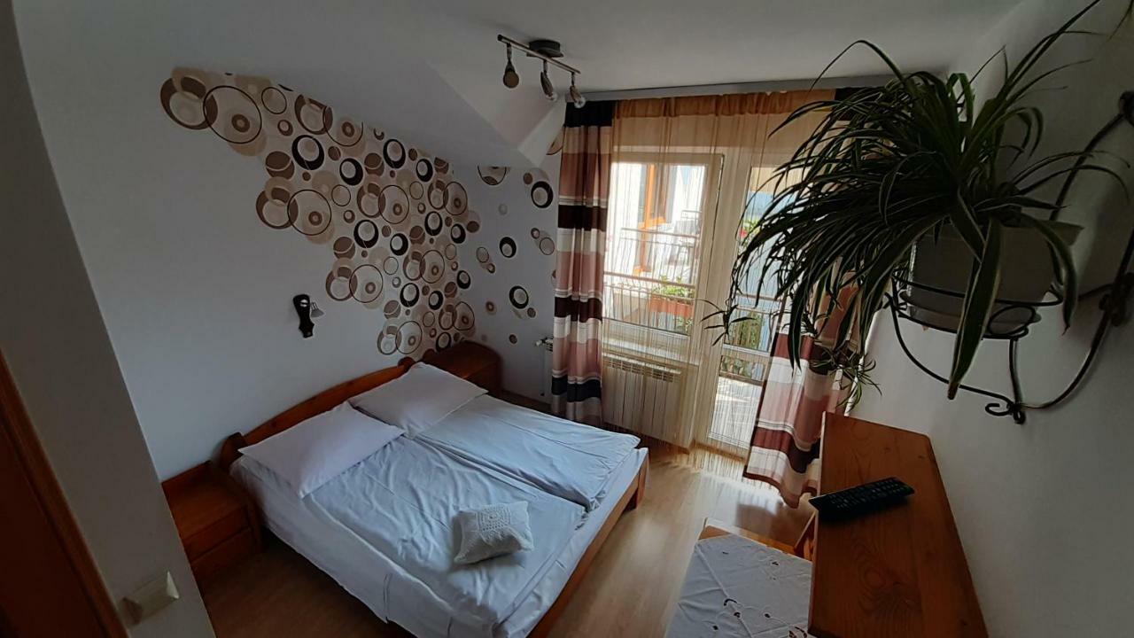 Appartement Pokoje Do Wynajecia U Lusi à Krościenko Extérieur photo